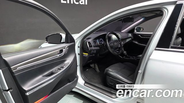 Hyundai Grandeur 2018 — photo 10