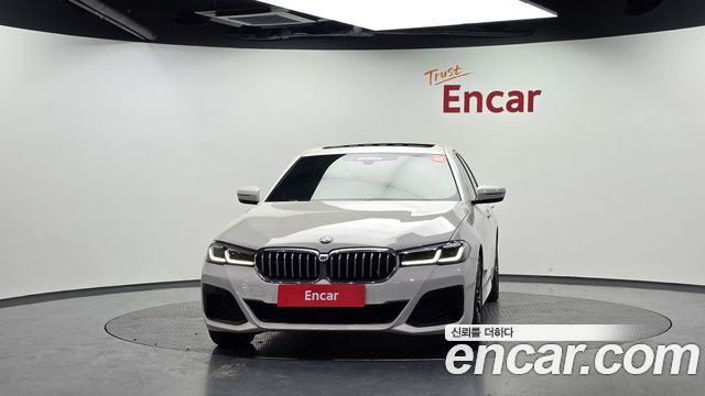 BMW 5-Series 2022 — photo 3