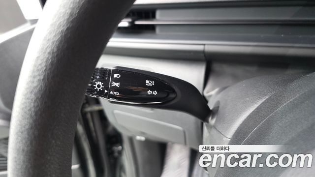 Hyundai Staria 2025 — photo 29