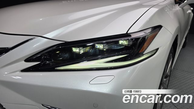 Lexus ES 2026 — photo 8