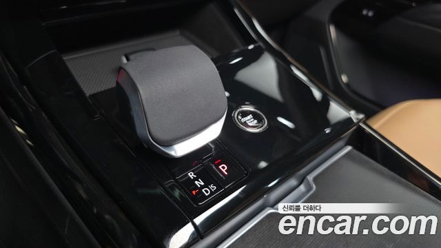 Land Rover Range Rover Sport 2026 — photo 9