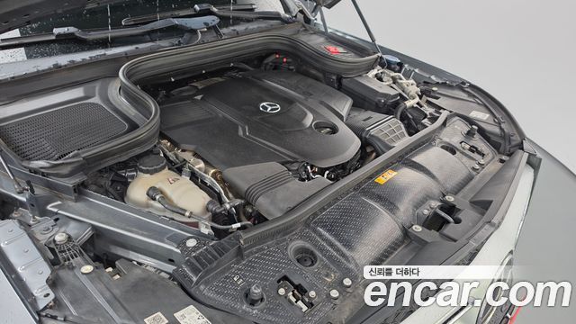 Mercedes-Benz GLS-Class 2020 — photo 6