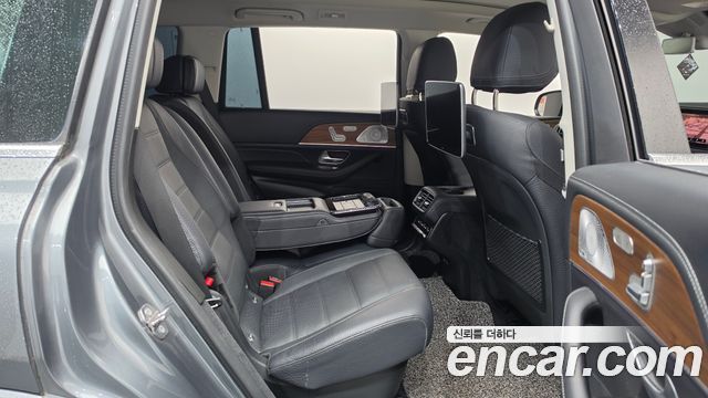 Mercedes-Benz GLS-Class 2020 — photo 11