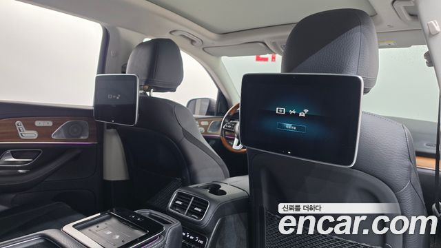 Mercedes-Benz GLS-Class 2020 — photo 19