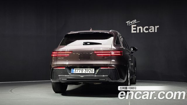 Genesis GV70 2021 — photo 4
