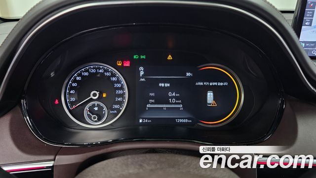 Genesis GV70 2021 — photo 8