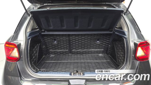 Hyundai Venue 2020 — photo 26