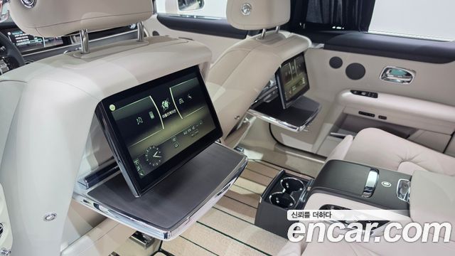 Rolls-Royce Ghost 2022 — photo 19