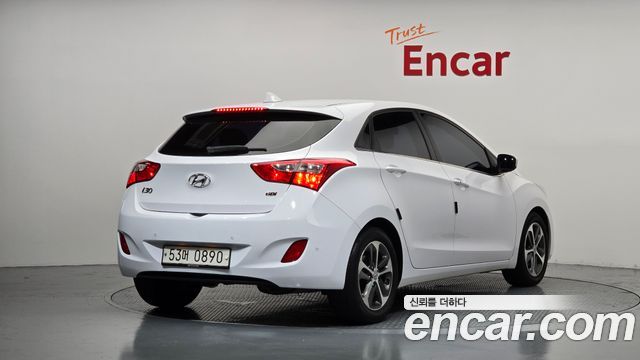 Hyundai i30 2016 — photo 2