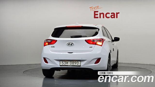 Hyundai i30 2016 — photo 4