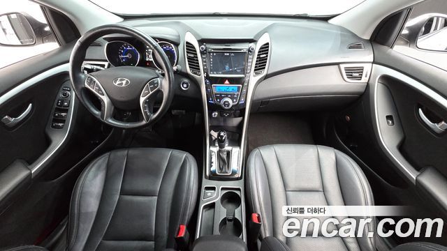 Hyundai i30 2016 — photo 7