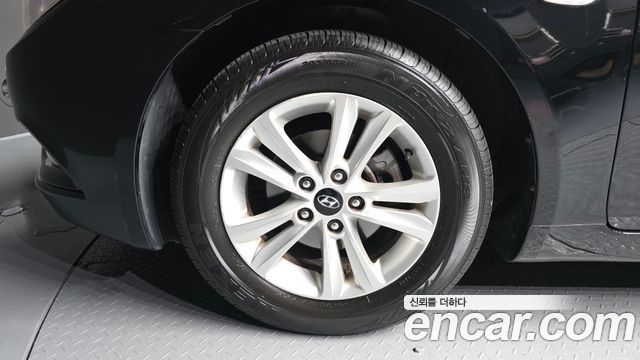 Hyundai Sonata 2010 — photo 5