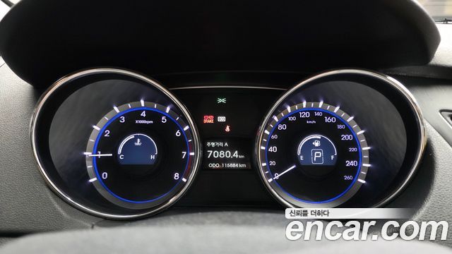 Hyundai Sonata 2010 — photo 8