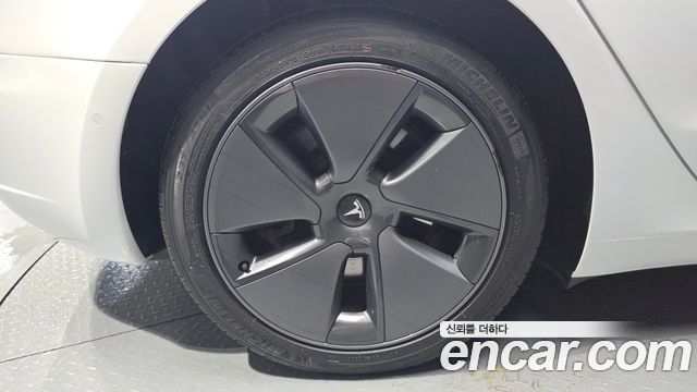 Tesla Model 3 2021 — photo 5