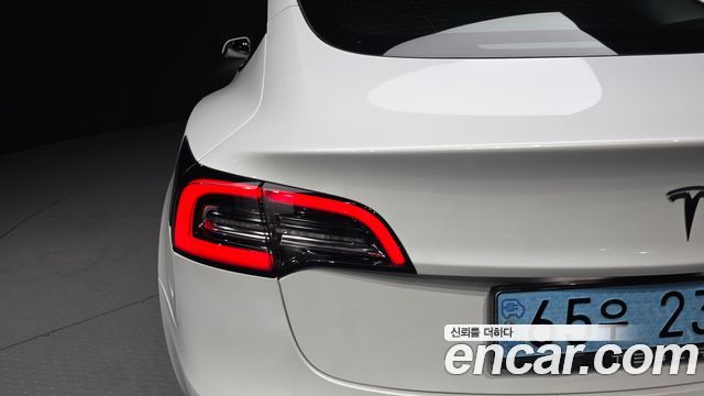 Tesla Model 3 2021 — photo 9