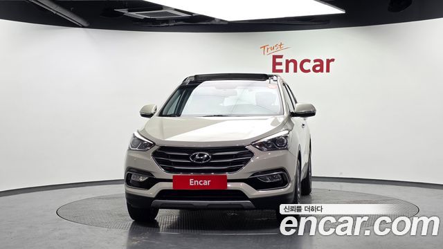 Hyundai Santafe 2016 — photo 3
