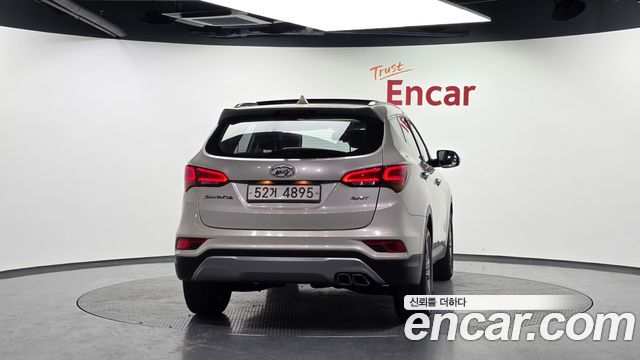 Hyundai Santafe 2016 — photo 4
