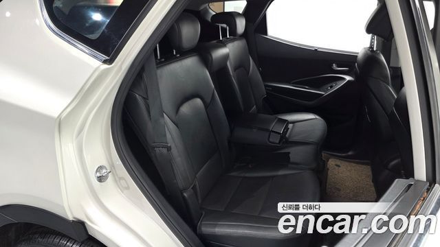Hyundai Santafe 2016 — photo 12