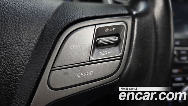 Hyundai Santafe 2016 — photo 18