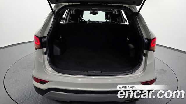 Hyundai Santafe 2016 — photo 20