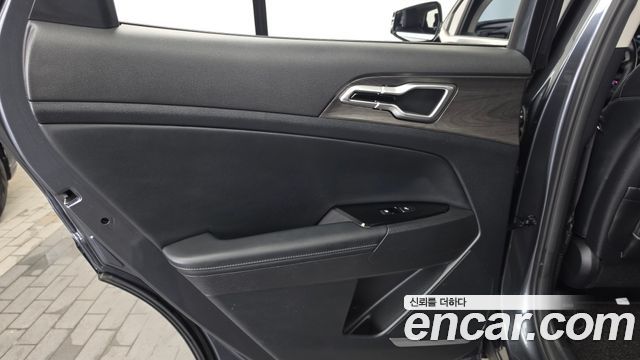 Kia Sportage 2022 — photo 15