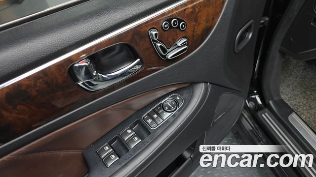 Hyundai Equus 2010 — photo 21