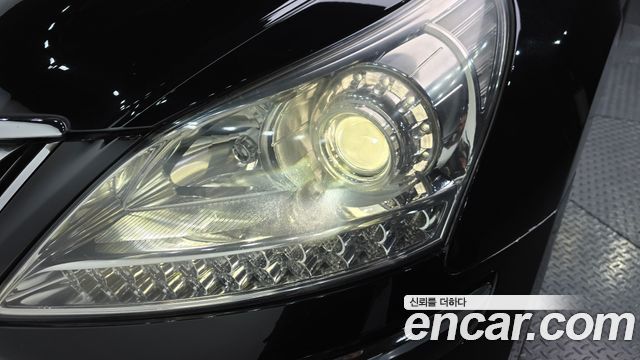 Hyundai Equus 2010 — photo 8