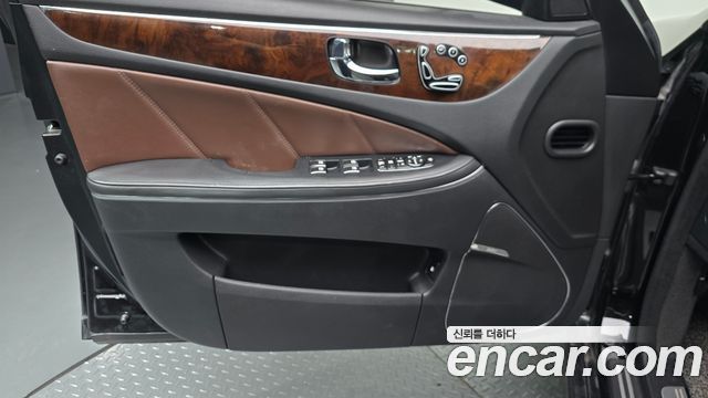 Hyundai Equus 2010 — photo 14