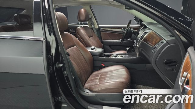 Hyundai Equus 2010 — photo 16