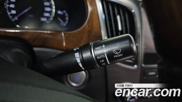 Hyundai Equus 2010 — photo 29