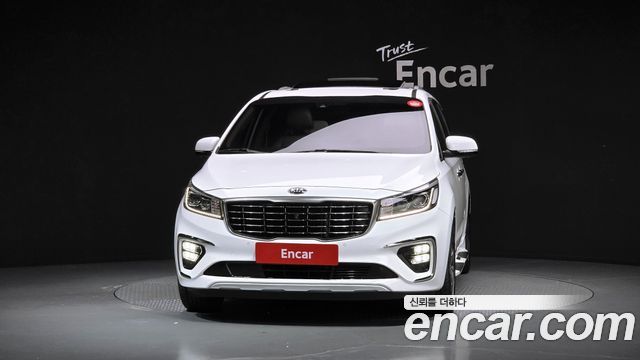 Kia Canival 2019 — photo 3