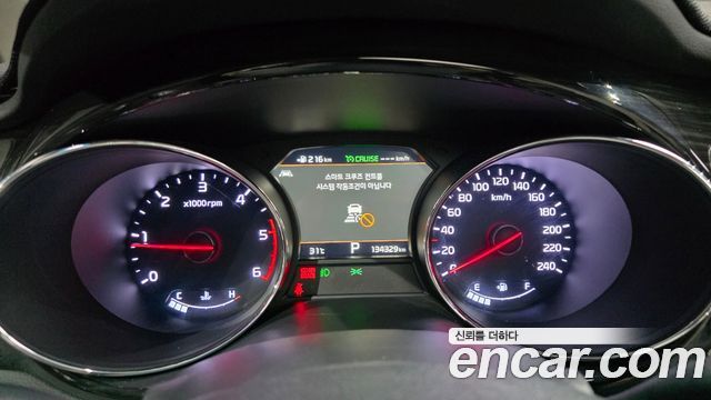 Kia Canival 2019 — photo 8