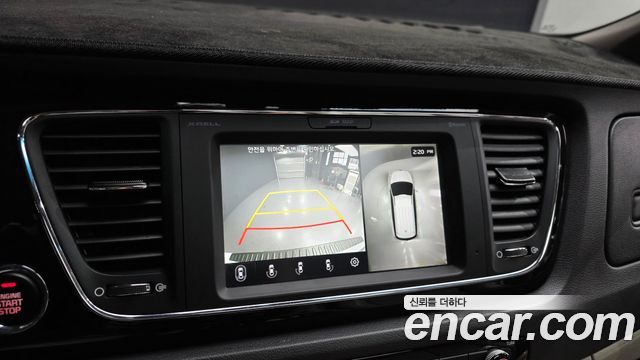 Kia Canival 2019 — photo 15