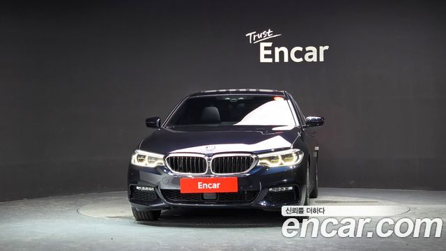 BMW 5-Series 2018 — photo 3