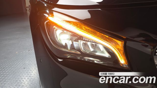 Mercedes-Benz CLA-Class 2017 — photo 8