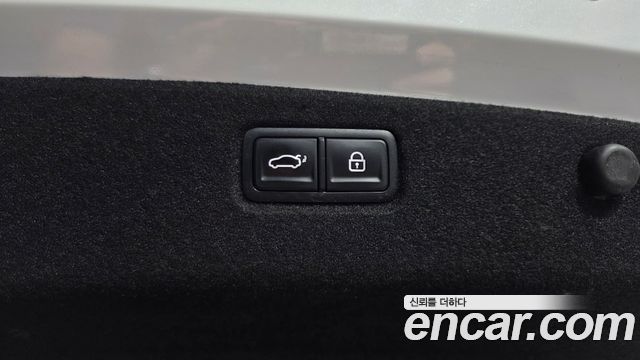 Kia K9 2022 — photo 20