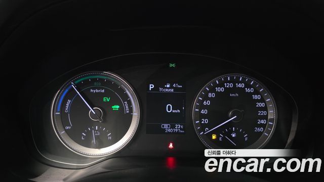 Hyundai Grandeur 2018 — photo 11