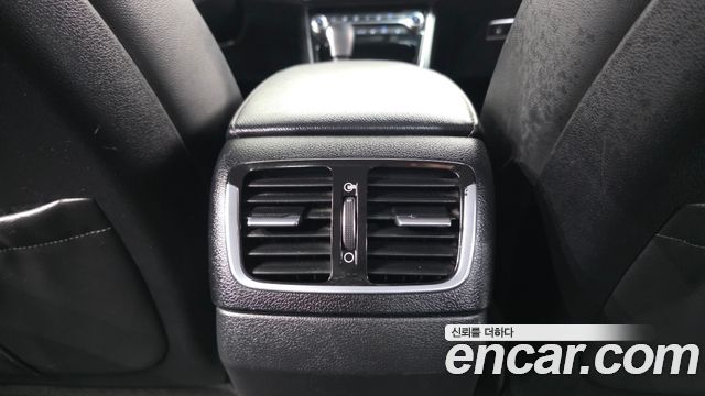 Hyundai Grandeur 2018 — photo 32