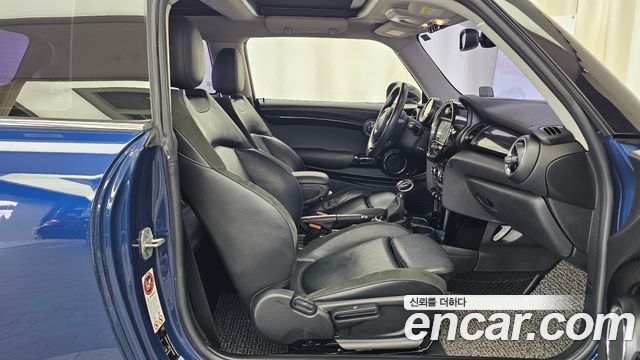 Mini Cooper 2015 — photo 11