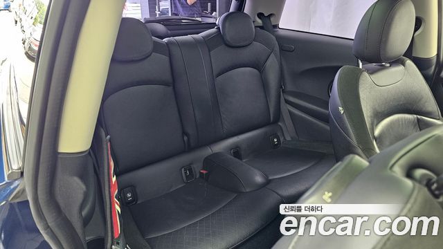 Mini Cooper 2015 — photo 12