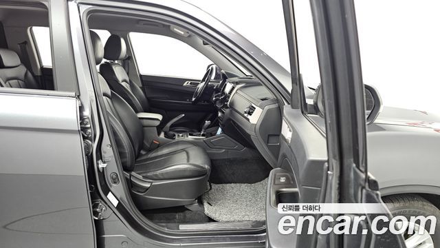 KG Mobility Rexton 2019 — photo 17