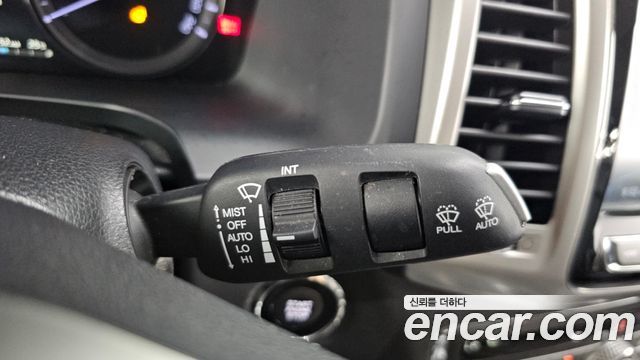 KG Mobility Rexton 2019 — photo 20
