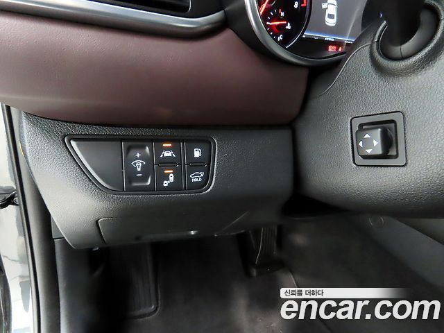 Genesis G70 2019 — photo 13
