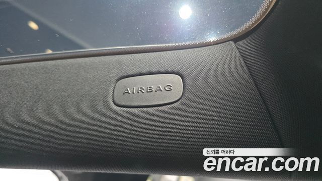 Mercedes-Benz E-Class 2021 — photo 33