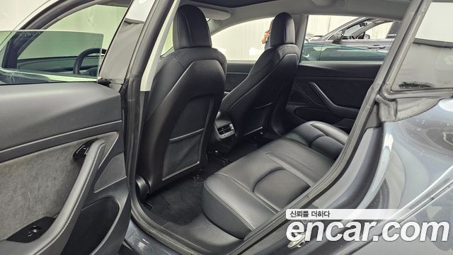 Tesla Model 3 2020 — photo 18