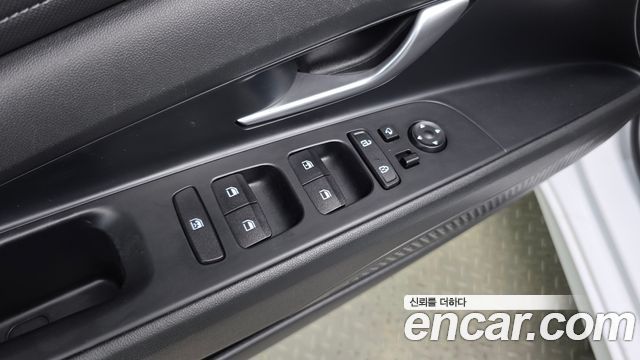 Hyundai AVANTE 2022 — photo 12