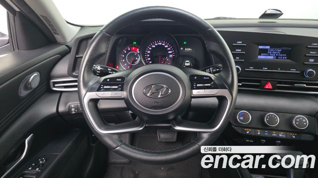 Hyundai AVANTE 2022 — photo 14