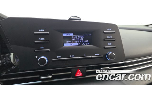 Hyundai AVANTE 2022 — photo 16