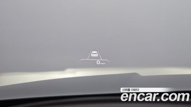 Genesis GV80 2020 — photo 31