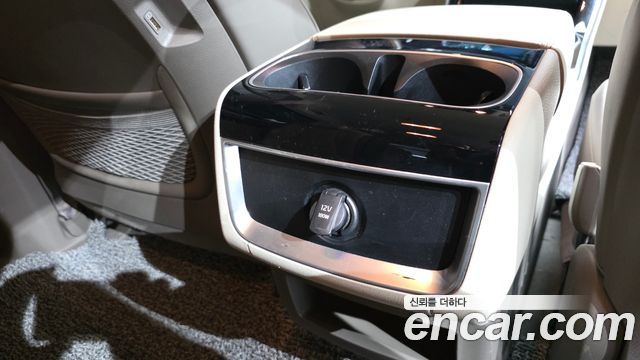 Kia Canival 2023 — photo 27